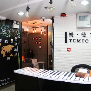 Tempo West Kowloon Hsr Station Гостевой дом Гонконг