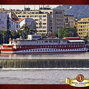 3* Ботель Albatros